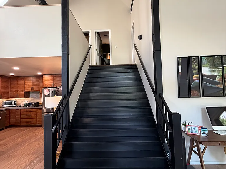 216 Iowa Ave — Photo 2