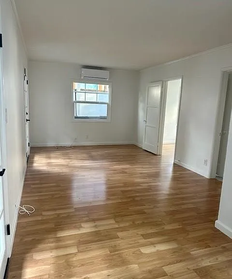 312 1/2 Marine Ave #LOWER — Photo 10