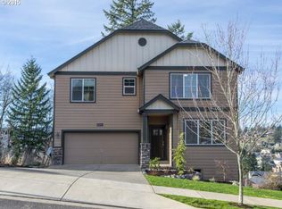 9571 SE Nicholas Dr, Happy Valley, OR 97086