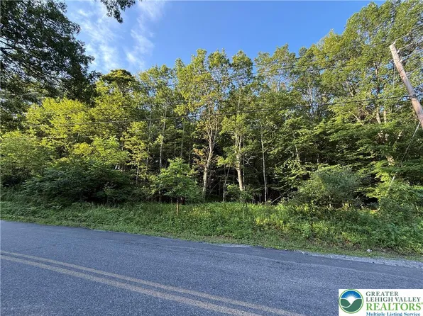 Indian Hill Rd, Lehighton, PA 18235