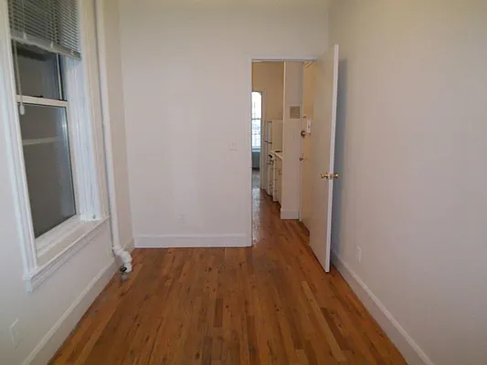 Rented by Centric New York | media 33