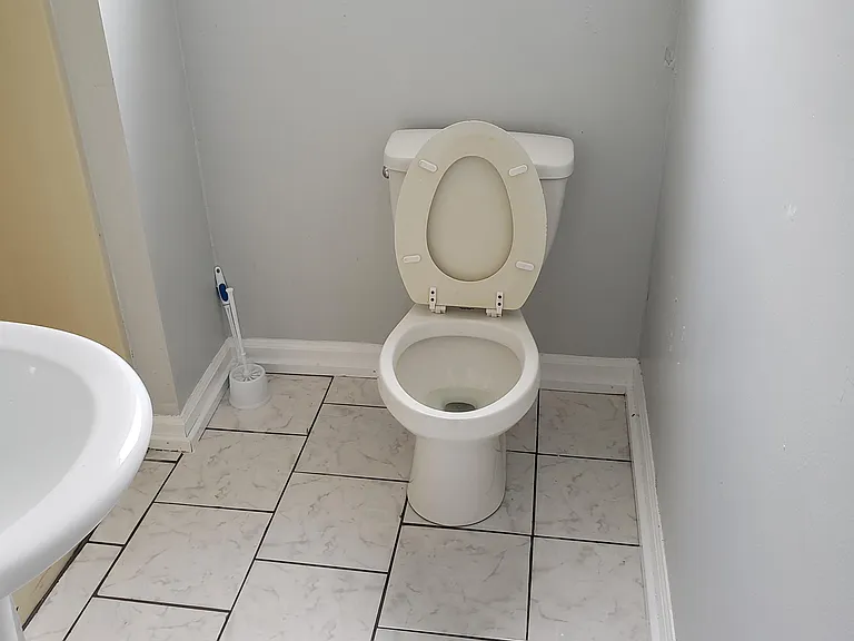1306 Burbank Trl — Photo 3