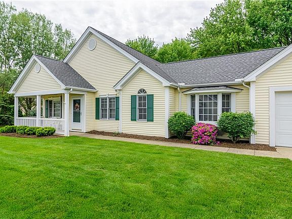 2nd image of 20396 Berkshire Cir