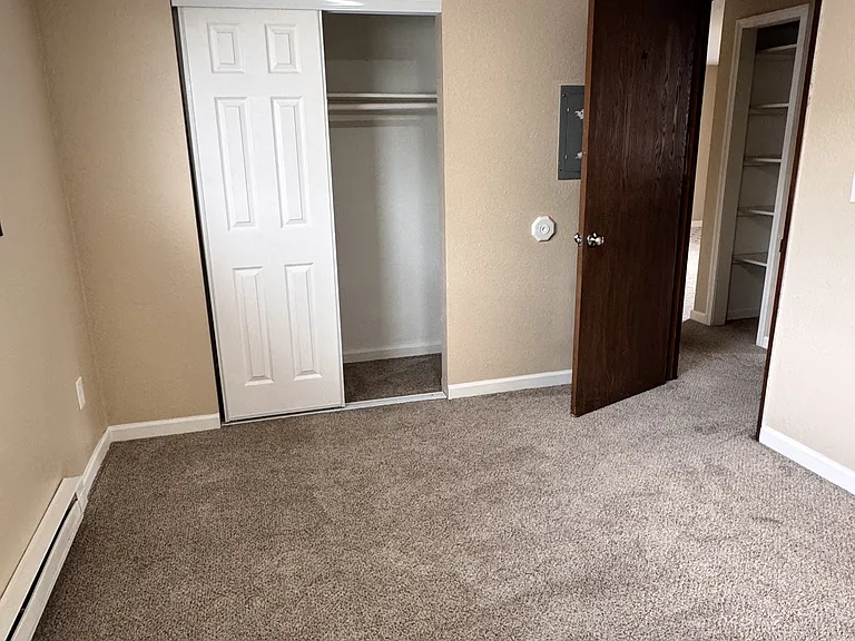 427 Hewitt Ave #13 — Photo 10