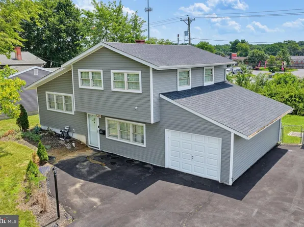 1125 Greentree Rd, Newark, DE 19713