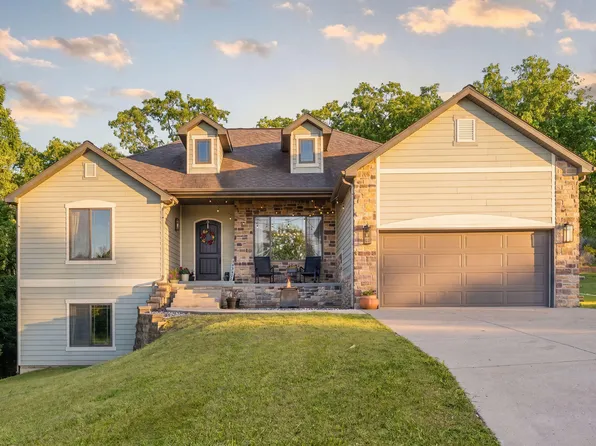 120 Red Cedar Ave Avenue, Branson, MO 65616
