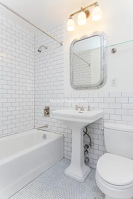 Rented by Mirador Real Estate | media 26