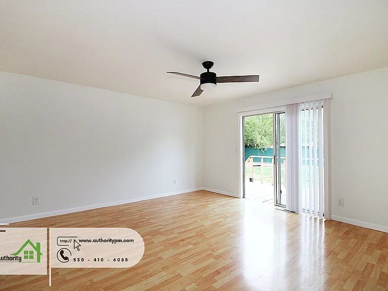 1824 Heller Ln — Photo 18
