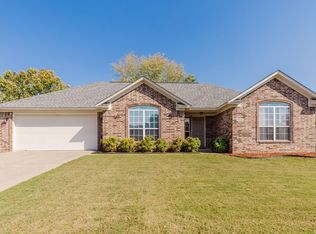 712 Elkhart Loop, Bryant, AR 72022