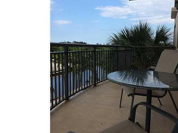 4th image of 2633 14th Ave APT 300