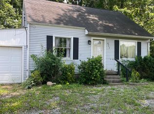 8717 Blue Lick Rd, Louisville, KY 40219