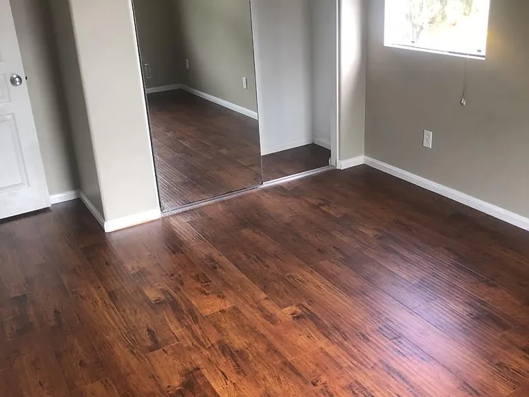 4300 Newton Ave #33 — Photo 17