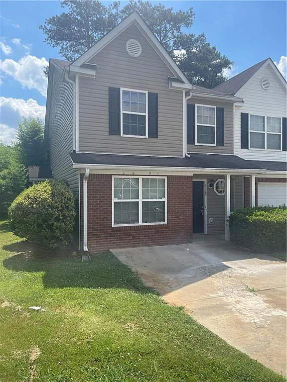 4 bed, 3.0 bath, 1836 sqft, $2,300 — Photo 1