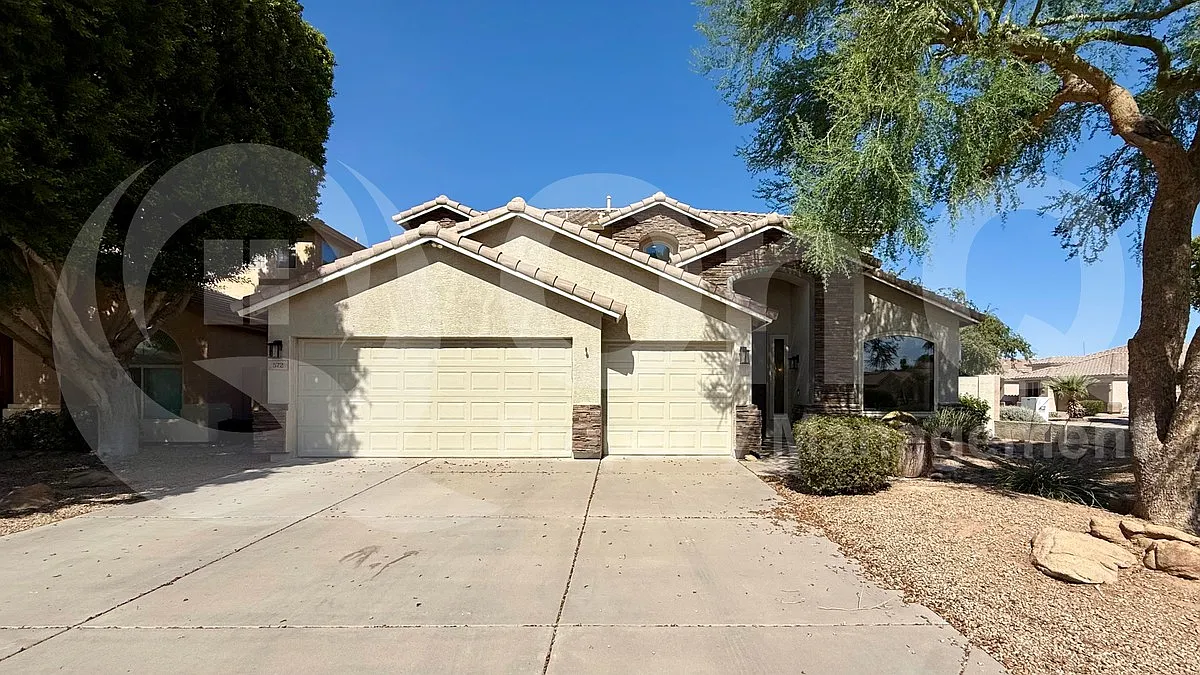 5 bed, 3.0 bath, 3097 sqft, $3,799 — Photo 3
