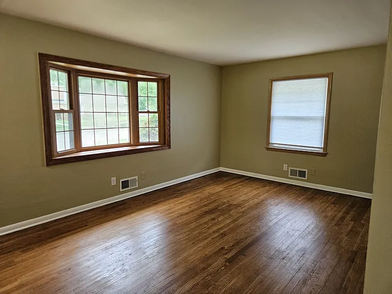 3657 S Taylor Ct — Photo 7