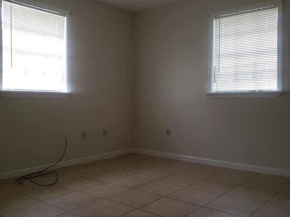 5th image of 7101 Salem Dr
