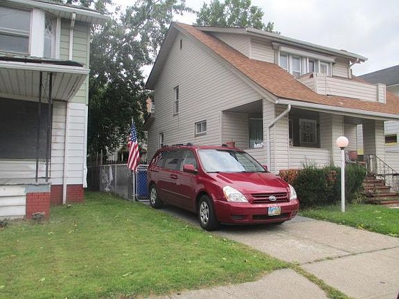 3rd image of 10721 Greenlawn Ave