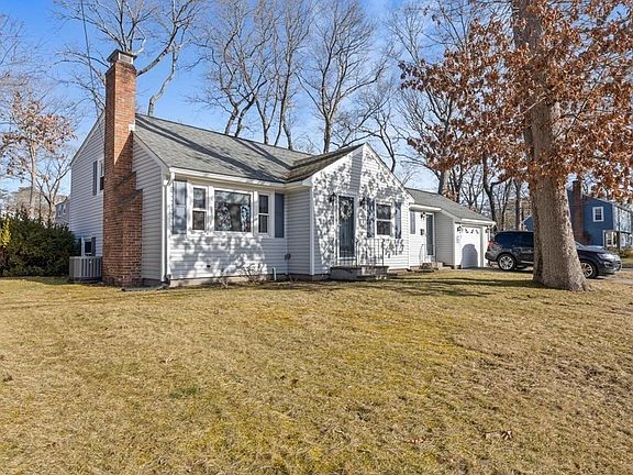2nd image of 66 King Philip St