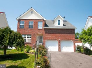 17 Yorkshire Village Rd, Lawrence Township, NJ 08648