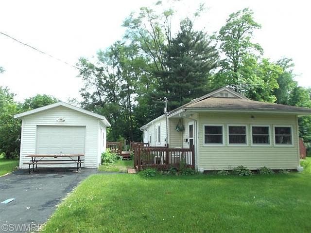 1st image of 110 Haines St