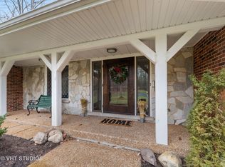 2470 Duffy Ln, Riverwoods, IL