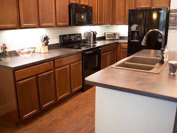 3rd image of 2631 River Landing Dr