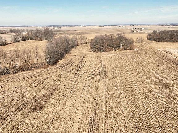 3rd image of 600 S Rd