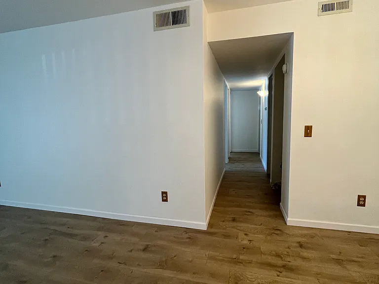 8555 Fairmount Dr #J107 — Photo 5