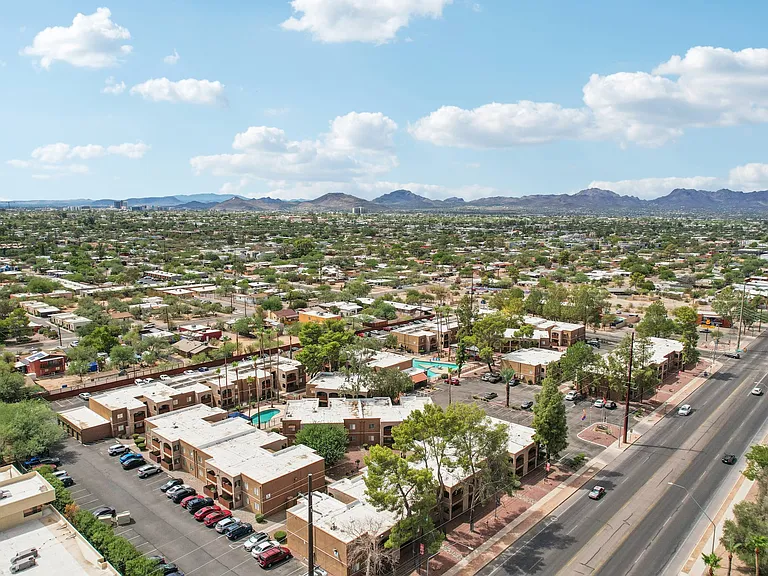 College Town Tucson- Near The U of A — Photo 42