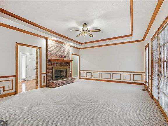 3rd image of 2522 Chimney Ridge Dr SW