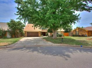 10104 Thompkins Ln, Oklahoma City, OK 73162