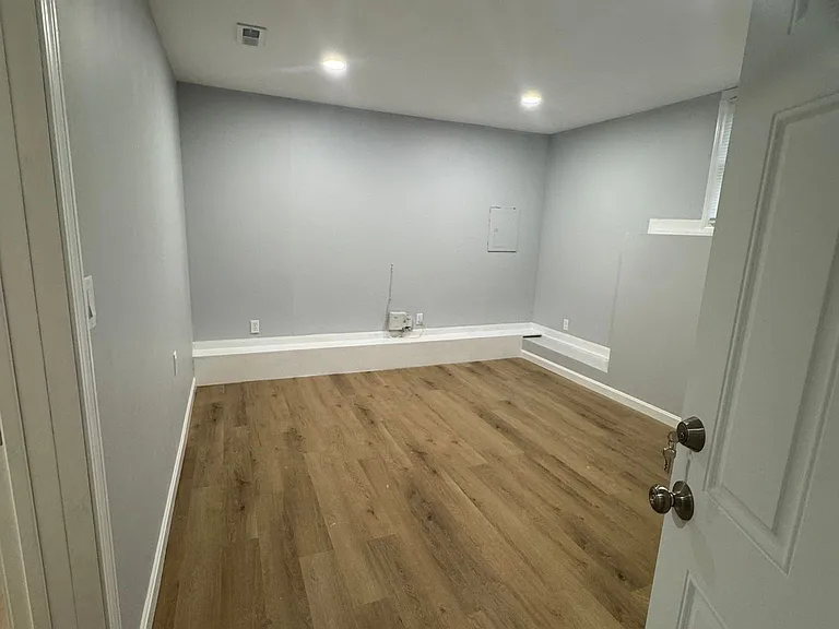 26 Traver Ave #1 — Photo 2