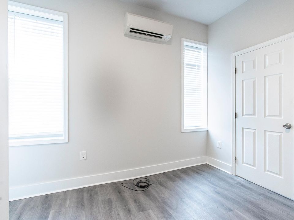 1st image of 816 E Hilton St #14