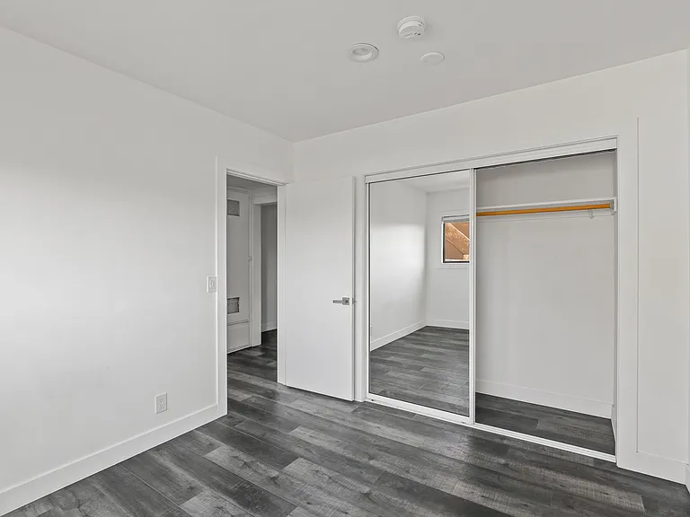 215 N Fickett St #E — Photo 11