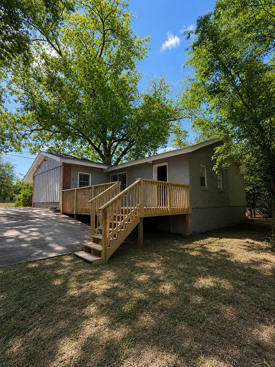Building Photo - 4011 Marion Ave