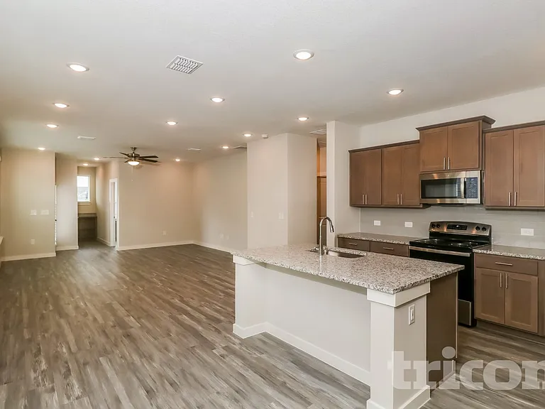 1528 Palo Verde Way — Photo 2