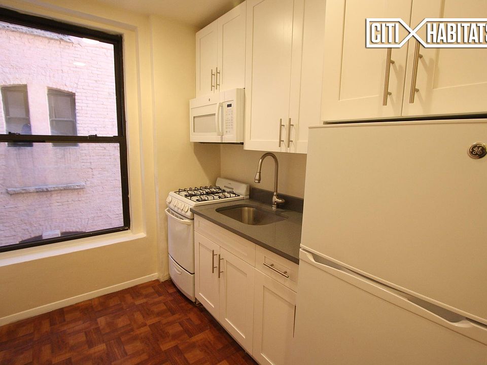 2nd image of 435 E 75th St APT 9