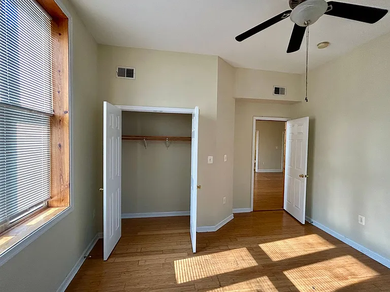 Apartments in Reservoir Hill, Baltimore, MD! — Photo 35