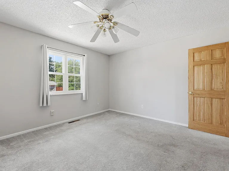 7240 Shawnee Way — Photo 16