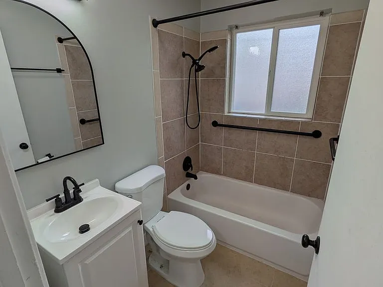 1, 2, and 3 Bed Townhome Style Homes Close to Sloan's Lake, Panorama Park!! — Photo 20