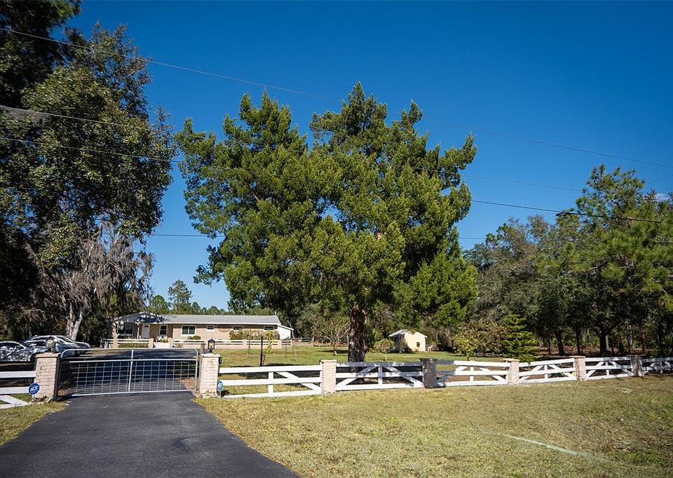 1st image of 20963 E Colonial Dr