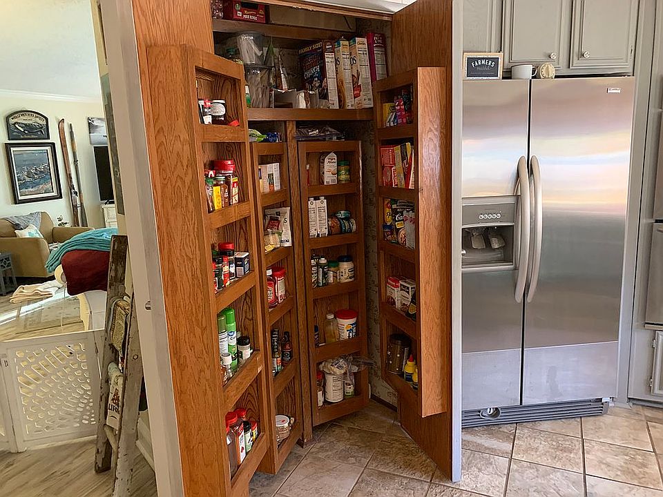 Custom pantry