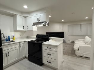 24303 27th Ave S UNIT D, Seattle, WA 98198