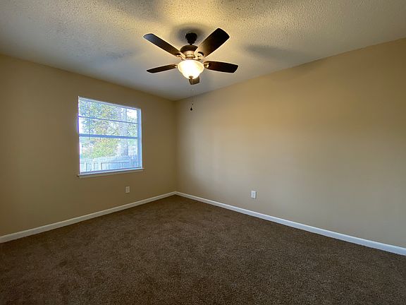 5th image of 9102 Tanya Dr #B