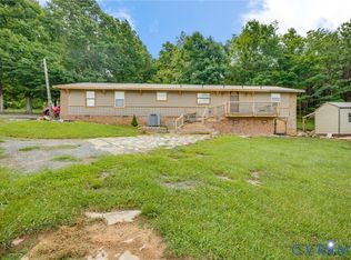 94 Courthouse Estates Dr, Castlewood, VA 24224