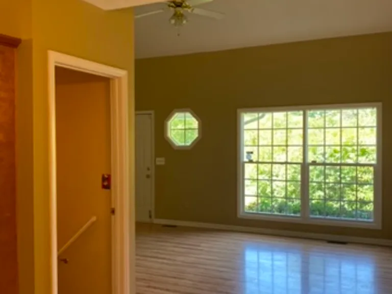 110 Cornett Ln — Photo 6