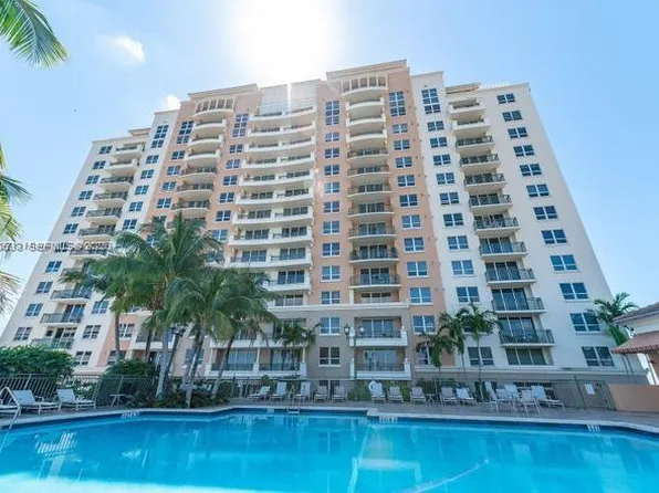 3232 SW 22nd St APT 910, Miami, FL 33145