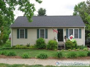 2408 Floraland Dr NW, Roanoke, VA 24012