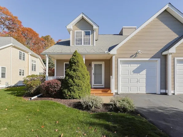 80 Willow Ln Unit 80, Plainville, MA 02762