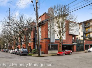 1114 NE Schuyler St, Portland, OR 97212